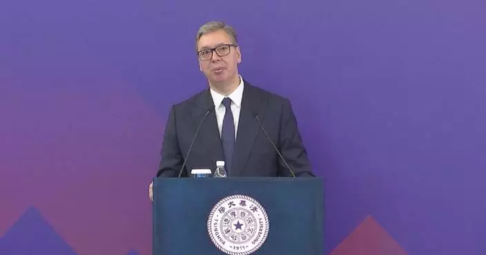 Serbian President Vucic visits prestigious Tsinghua University in Beijing