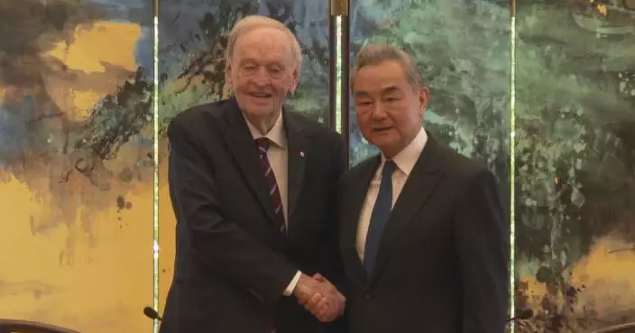 China looks forward to promoting new strategic partnership with Canada: FM