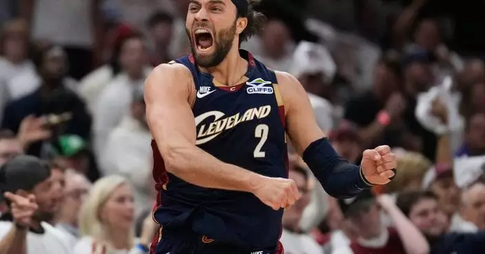 Harden hits clutch shots, Mitchell scores 35 and the Cavaliers beat the Pistons 116-109 in Game 3
