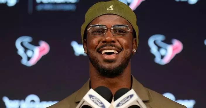 Texans sign Pro Bowl LB Azeez Al-Shaair to 3-year extension that'll keep him in Houston through 2029