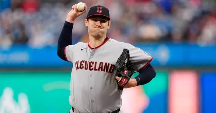 Sánchez, Williams shine in pitchers’ duel. Manzardo’s pinch-hit HR lifts Cleveland past Phillies 1-0