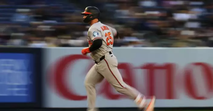 Pete Alonso homers in first Yankee Stadium swing for Orioles after 7 seasons with the Mets
