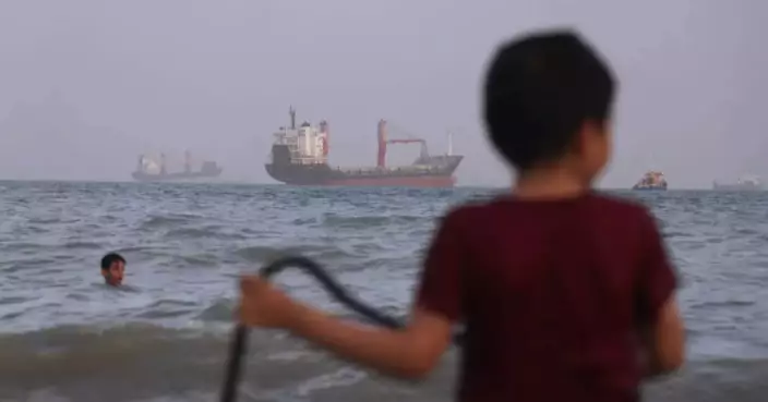 US military says it intercepted Iranian attacks on 3 Navy ships in Strait of Hormuz