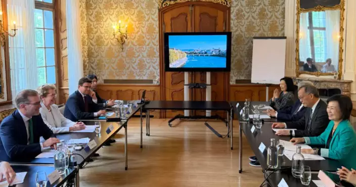 Secretary for Education Leads Delegation to Visit Switzerland to Explore Development Strategies and Collaboration Opportunities