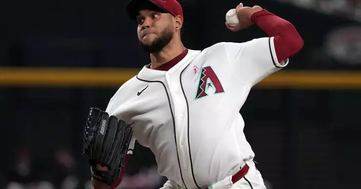 Rodriguez comes within 2 outs of first complete game, Diamondbacks beat hapless Mets 5-1