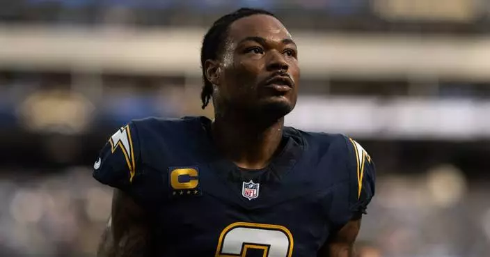 Chargers lock up Derwin James with a multiyear extension