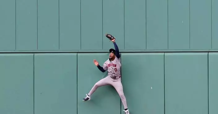 Brice Matthews hits 3-run HR, makes leaping catch in Astros’ 6-3 win over Red Sox