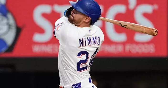 Rangers’ Nimmo leaves game against Diamondbacks with sprained left ankle