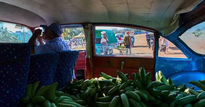 Daily life around the world, in photos