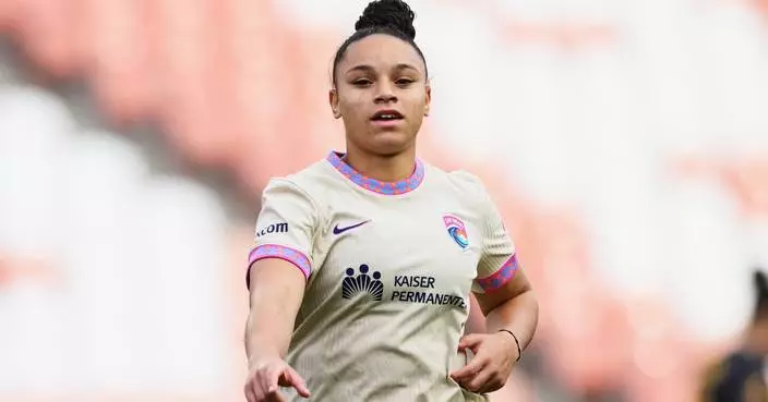 Dudinha leads Wave to 2-1 win over rival Angel City