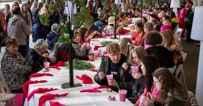 Festival honoring Lithuania’s iconic cold beet soup brings thousands to Vilnius