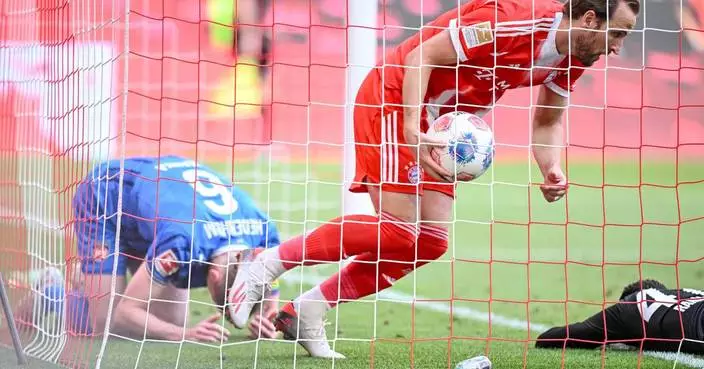 Bayern Munich avoids surprise loss to last-place Heidenheim in Bundesliga before PSG visits