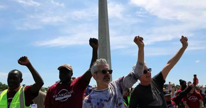 Person shot by law enforcement near Washington Monument, Secret Service says
