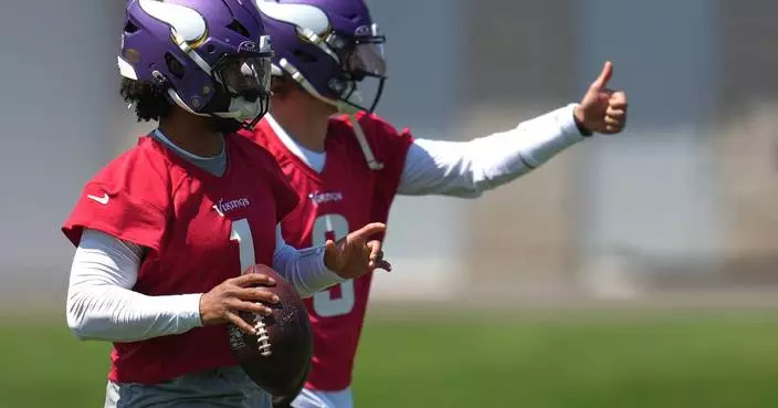 Vikings' McCarthy aims 'upward' as Murray's arrival creates another QB competition, friendly or not