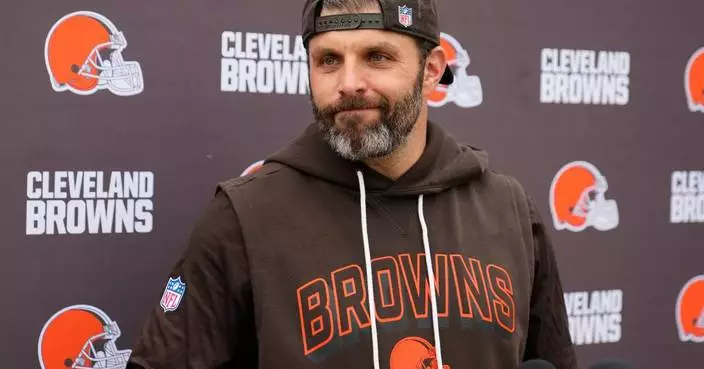 Browns defense getting up to speed with new scheme despite absences of Garrett and Ward