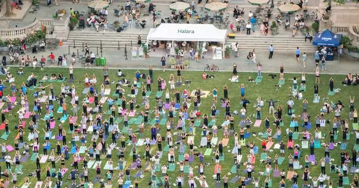 HALARA AND BRYANT PARK YOGA REUNITE FOR A SUMMER OF FREE YOGA IN THE HEART OF NEW YORK CITY