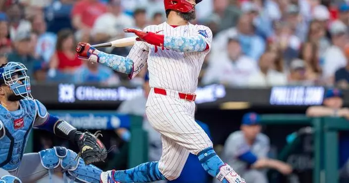 Schwarber, Harper homer again as Phillies beat Mets 6-2 to win series