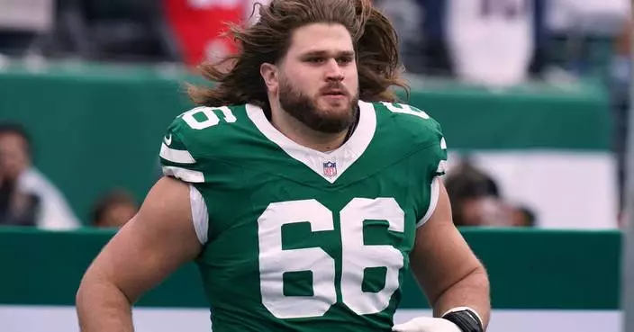 Jets agree to a 4-year extension with guard Joe Tippmann, AP source says
