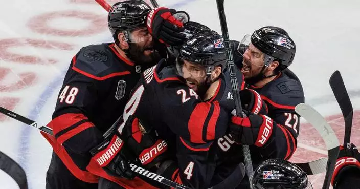 Hurricanes thriving in high-pressure playoff settings as Stanley Cup Final shifts West for Game 3