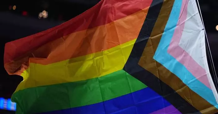 988's LGBTQ+ hotline to relaunch this year. But the group that helped start it might be excluded