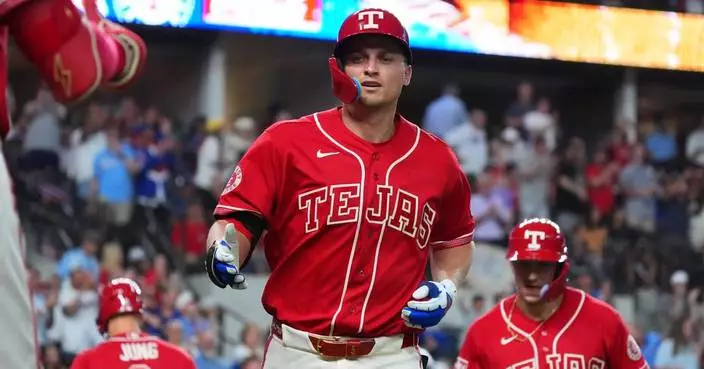 Corey Seager hits a 2-run homer in his Rangers return, snapping an 0-for-29 skid