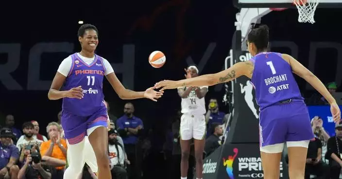 Mercury end 4-game losing streak with 93-73 rout of reeling Storm