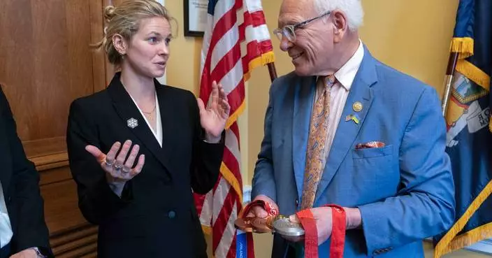 In visit to Capitol, Jessie Diggins and other Olympians push for climate change solutions
