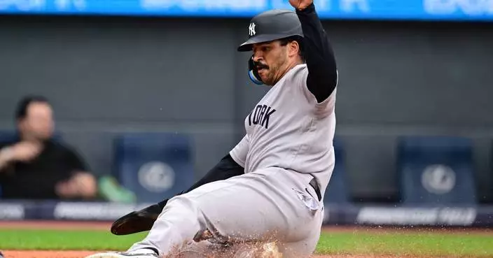 Yankees OF Grisham leaves game at Toronto in 6th inning because of right hamstring tightness