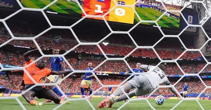 Brobbey and Gakpo strike twice each as Netherlands routs Sweden 5-1 to lead Group F