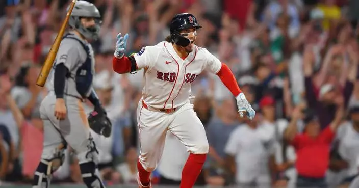 Red Sox rally past Yankees 5-4 in 10 innings to complete 4-game sweep after Gray loses no-hit bid