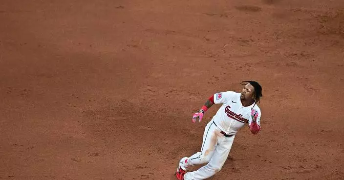 Guardians star 3B José Ramírez breaks bone in hand during win over Tigers, All-Star out indefinitely