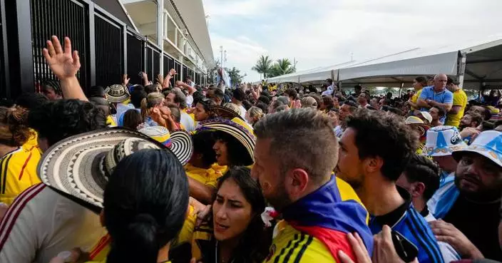 Colombia fans return to Hard Rock Stadium nearly 2 years after chaotic scene at Copa America final