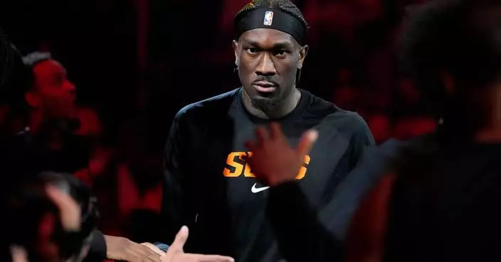 Suns finalizing deal to bring back Mark Williams on $38 million, 3-year deal, AP source says