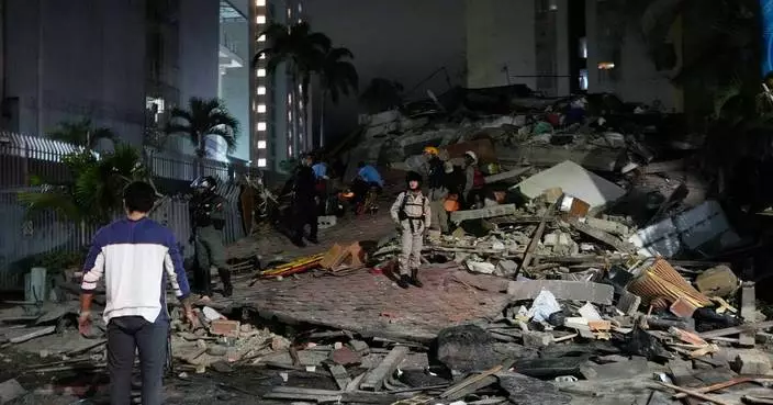 Back-to-back powerful earthquakes slam Venezuela, collapsing buildings in the capital of Caracas