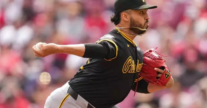 Twins acquire righty reliever Justin Lawrence from Pirates for cash