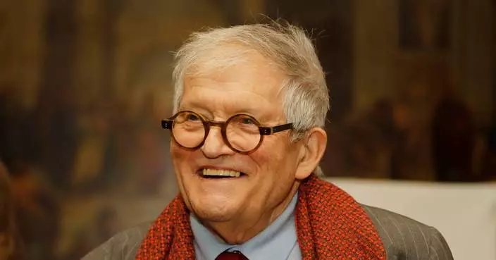 David Hockney, artist renowned for his pool scenes, has died at 88