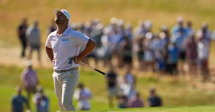 Wyndham Clark quiets a US Open crowd that rooted for him to lose