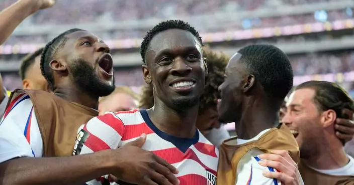 Folarin Balogun, who could have played for England or Nigeria, scores 2 for US in World Cup debut