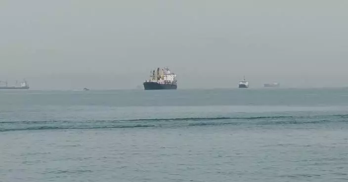 IRGC says 15 vessels pass through Strait of Hormuz in past 24 hours
