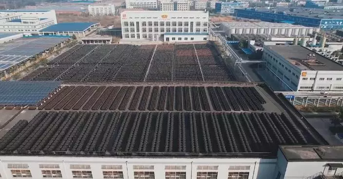 Immersive heritage tour to traditional vinegar workshop boosts visitor numbers in east China city