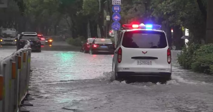 Heavy rains hit south China, alerts issued