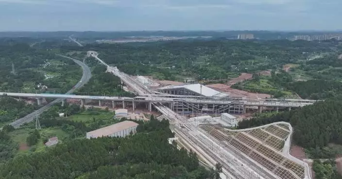 Two key tunnels bored through for high-speed rail network integration in Sichuan