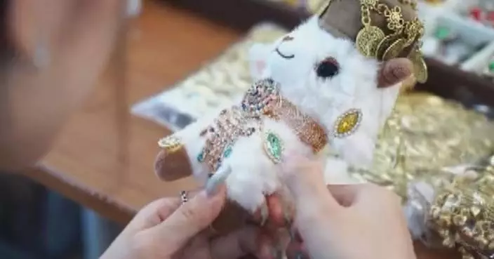 Yiwu plush toy makers capitalize on viral 'Xinjiang sheep' doll craze