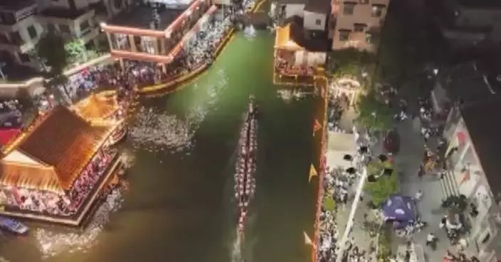 Diejiao dragon boat races in south China thrill crowds