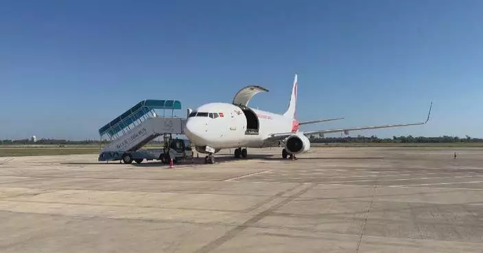 Maiden flight on Haikou-Singapore cargo freight route