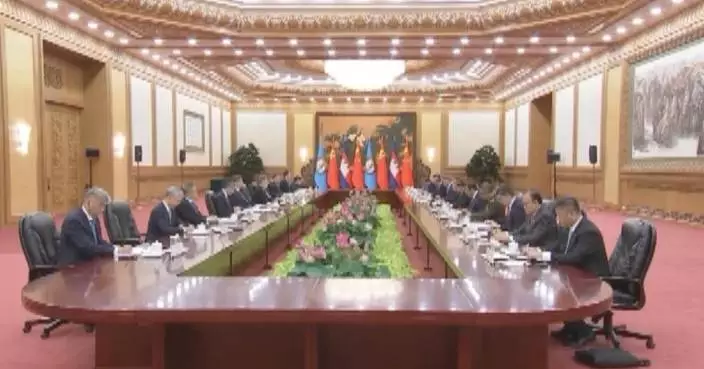 Xi calls for advancing building of China-Cambodia community with shared future