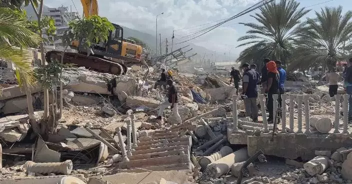 Venezuelans dig for earthquake survivors as death toll rises to 1,450
