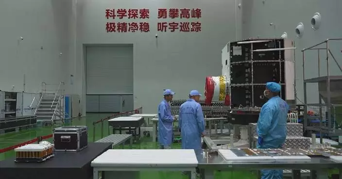 Chinese team develops assembly line to mass produce satellite