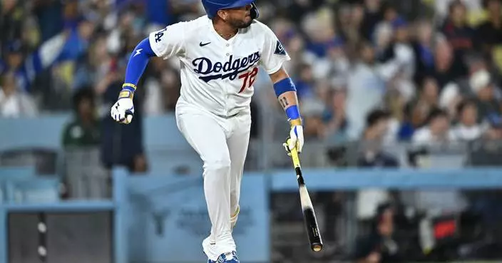 Miguel Rojas’ pinch-hit home run in the 7th lifts the Dodgers to a 4-3 victory over the Rays