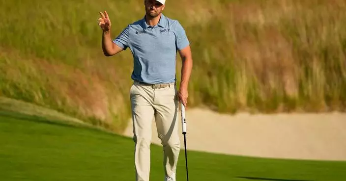 Wyndham Clark has lowest opening round at Shinnecock Hills to lead US Open